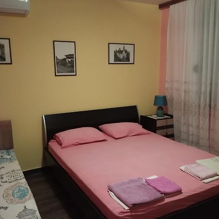 Guesthouse Bato เวียร์ปาซาร์ ภายนอก รูปภาพ